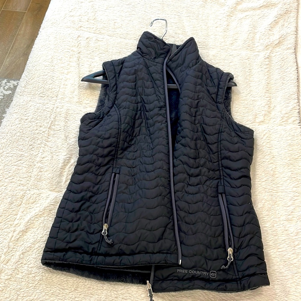 Reversible vest